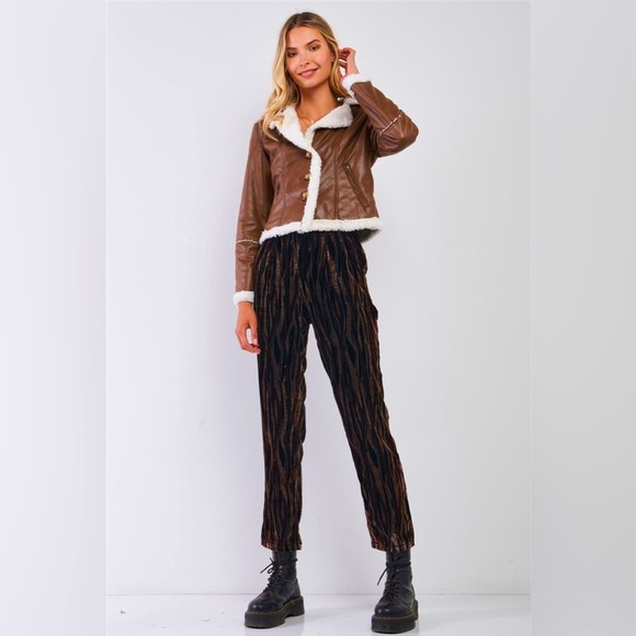 NWT-Retro Brown Tiger Stripe Print Velvet Buttoned High Waist Balloon Pants - Picture 3 of 8